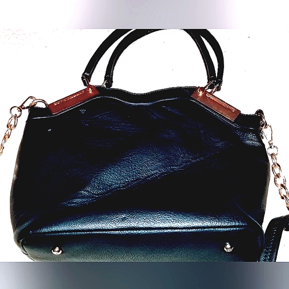 New Black Rivet Versatile Fashion Bag
